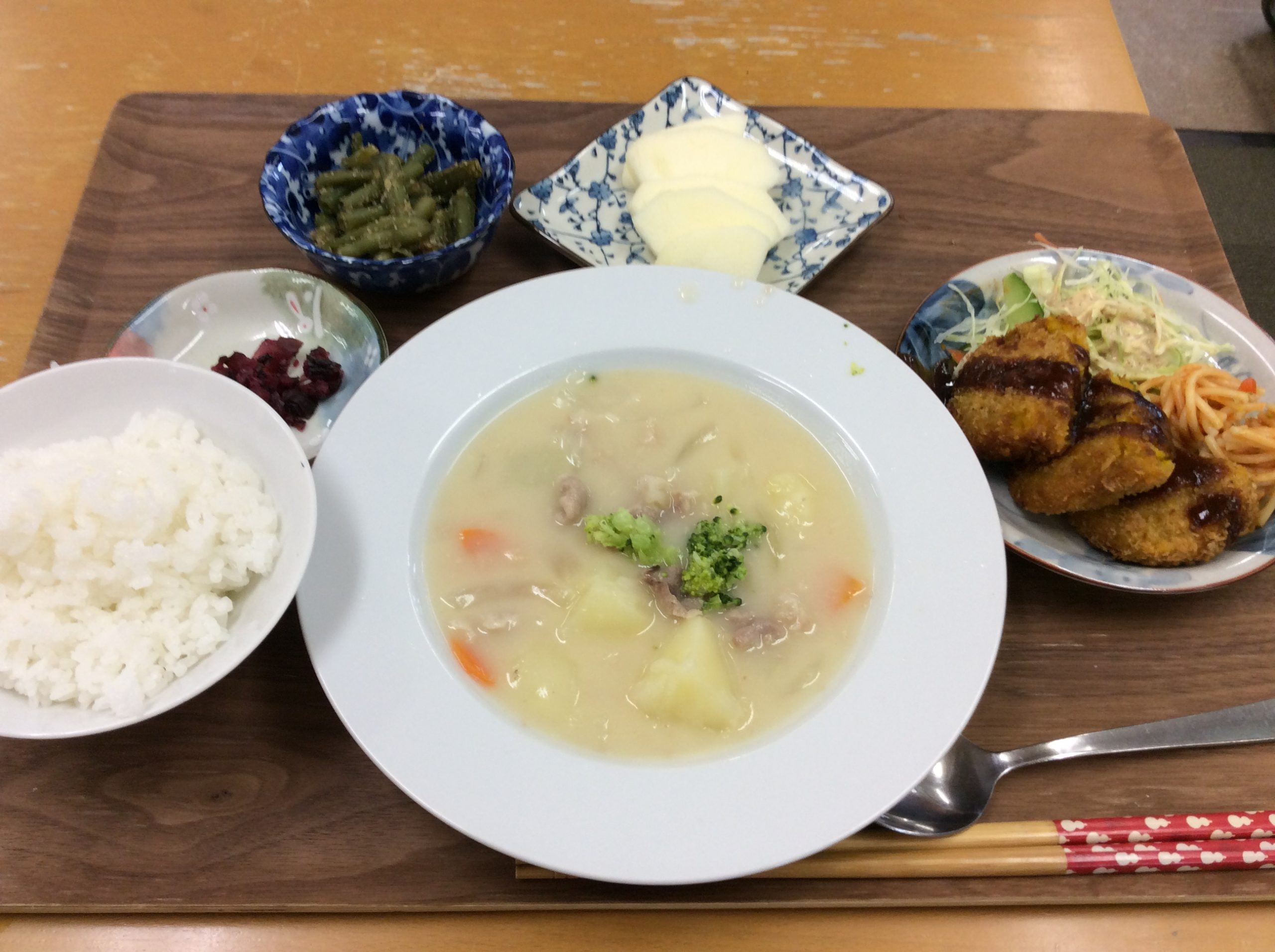 １０月３日月曜日「手作り料理企画松岡家の食卓」